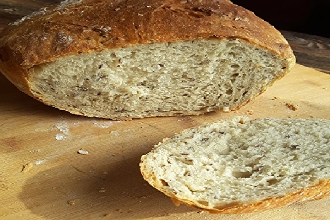 Élesztős búzakenyér lenmaggal