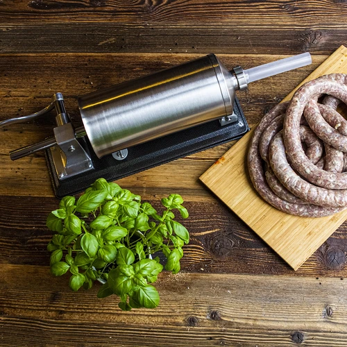 4 kg-os vízszintes kolbásztöltő - 12