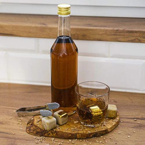 500 ml-es, egyenes falú, vodkához való palack csavarzárral - 8 db - 8