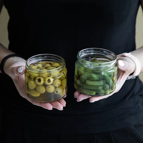 Alacsony, 330 ml-es befőttes üveg – színes TO 82/6 csavaros kupakkal, 6 db - 10