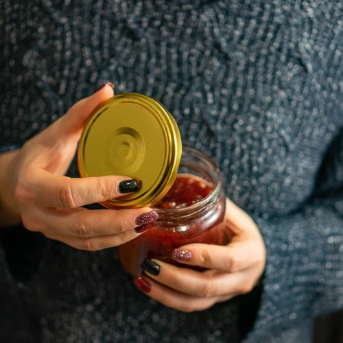 Csavaros tető fi 82/6, arany - 10 db - 5