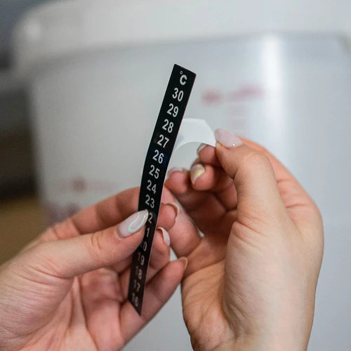 Folyadékkristályos hőmérő (+16°C-tól +30°C-ig) 13cm - 4