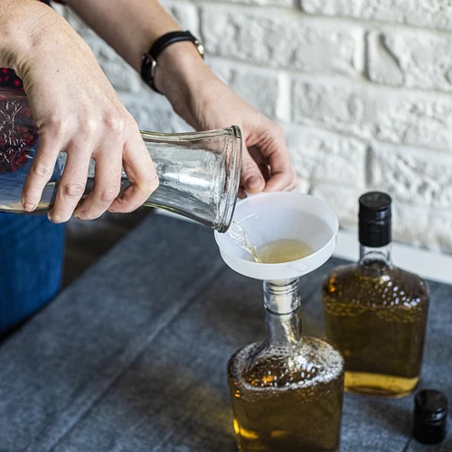 Műanyag tölcsér, Ø 10 cm - 5