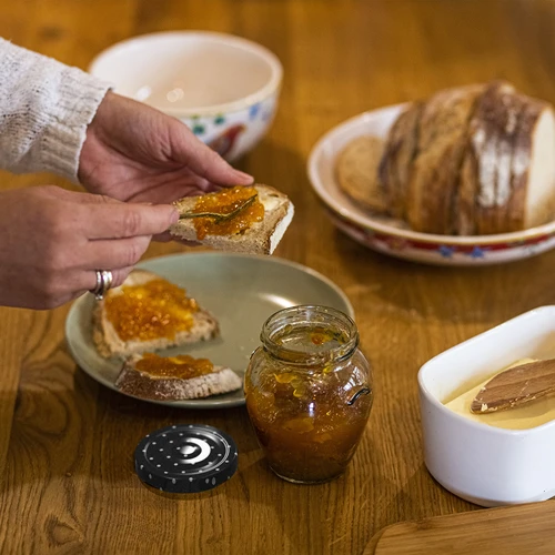 Ø 53 pöttyös kupak - mix, 10 db - 11