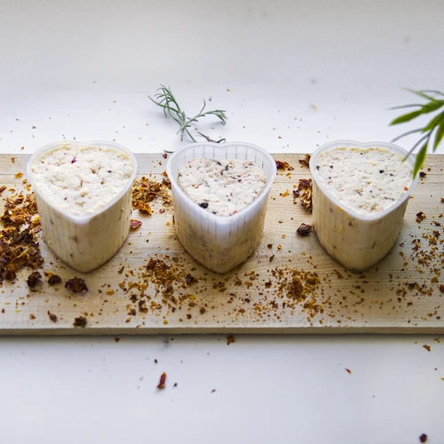 Szívecske alakú sajtforma, 100 g-os - 3