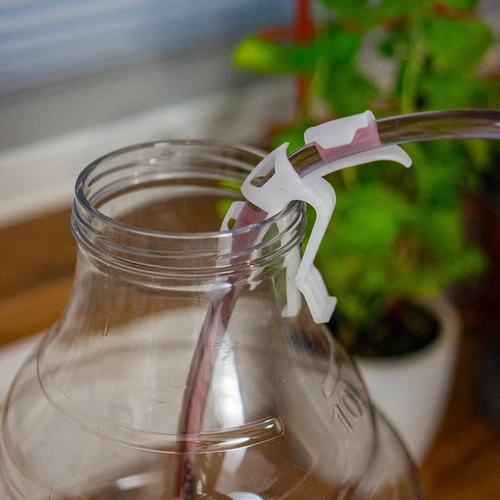 Univerzális csőtartó, legfeljebb 14 mm átmérőjű csövekhez - 4