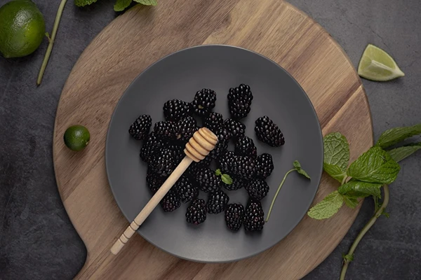 Szeder saját levében