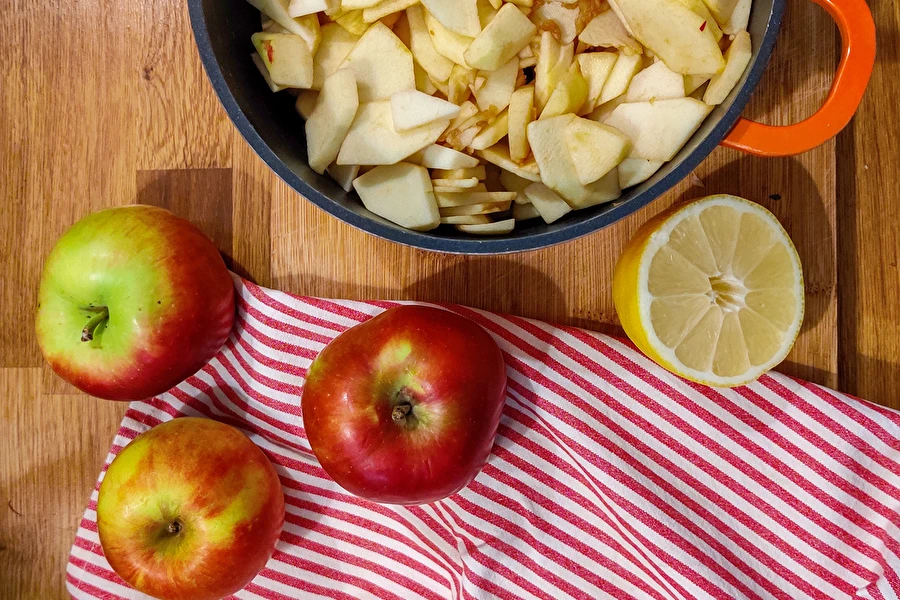 Browin Przepiśnik - Almavaj - kend gyümölcsösen!