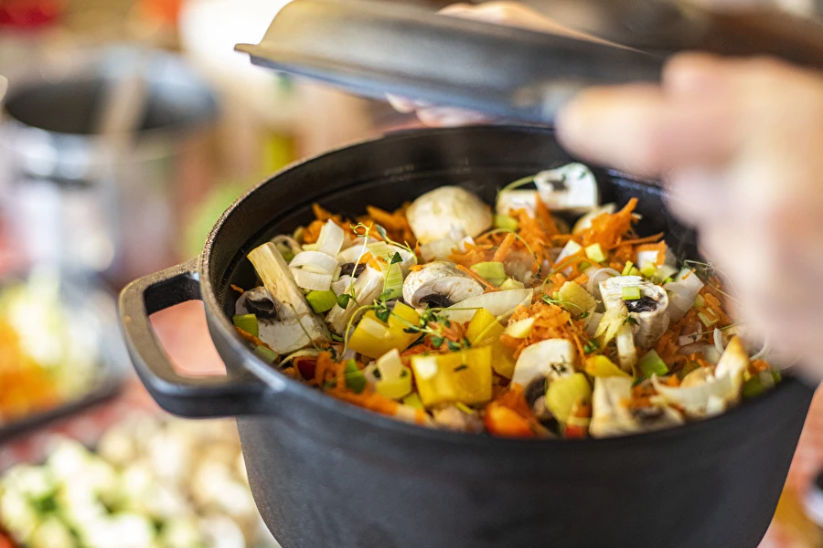 Browin Przepiśnik - Bográcsos egytálétel