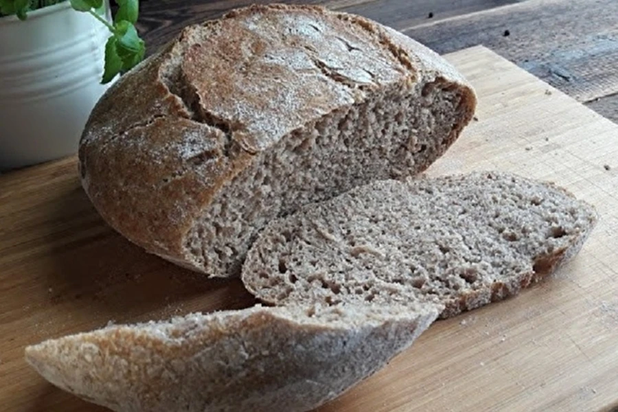 Browin Przepiśnik - Búzakenyér teljes kiőrlésű liszt hozzáadásával