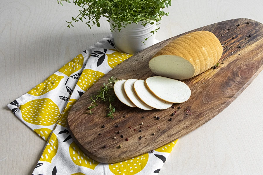 Füstölt oltós sajt