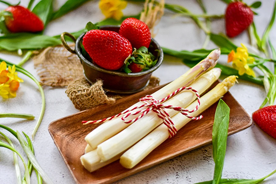 Hogyan készítsük el a fehér spárgát?