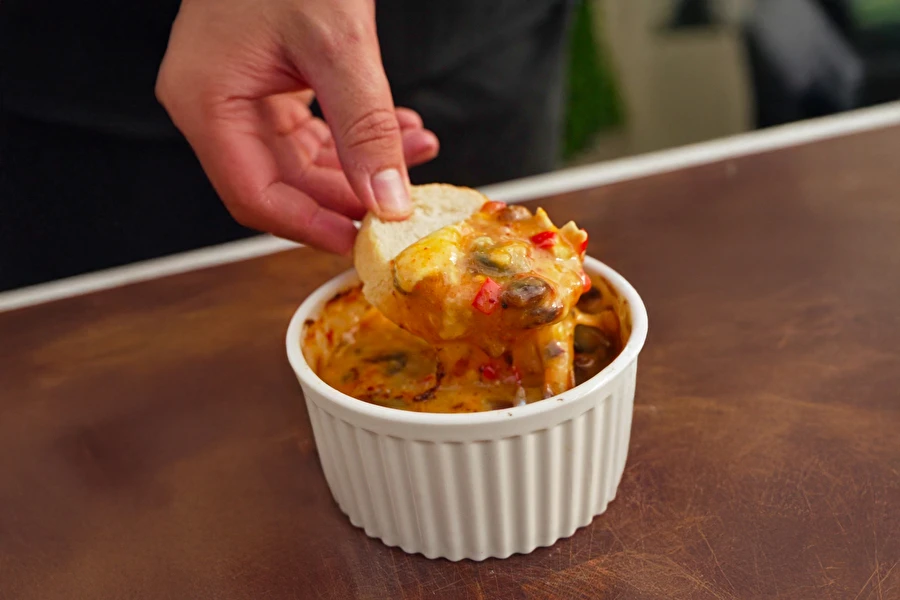 Browin Przepiśnik - Olvadós camembert baracklekvárral